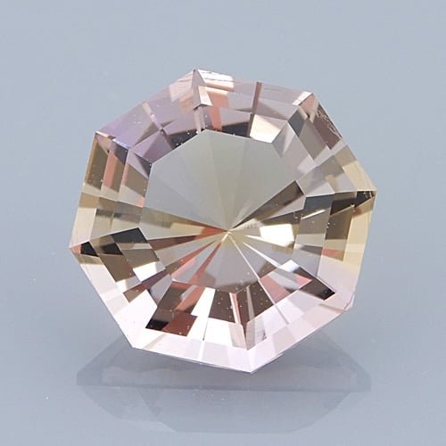 Ametrina con corte octágono de barion, 4,48 cts.